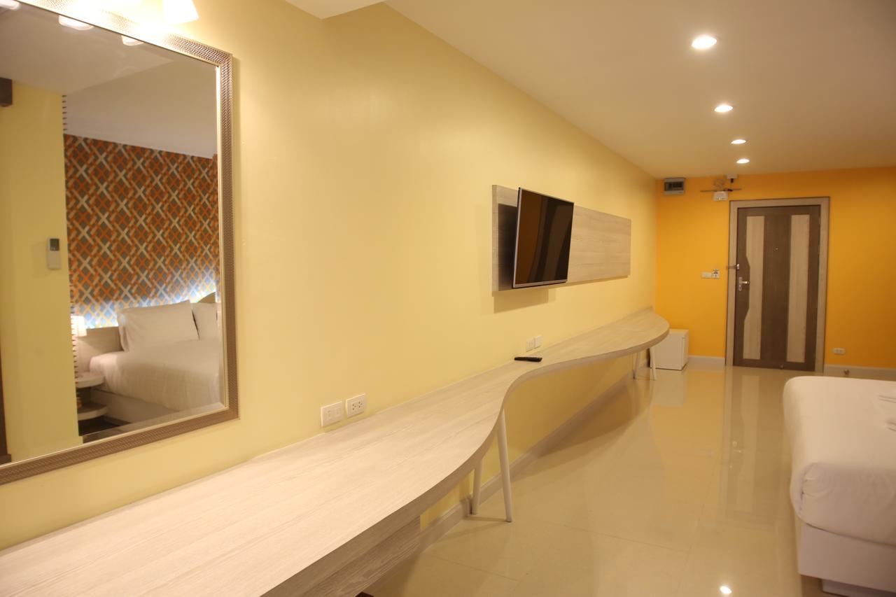 Trebel Pattaya Hotel Екстериор снимка
